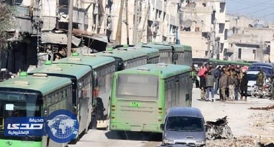 بدء خروج الدفعة الثالثة من المسلحين الرافضين للتسوية من حي برزة بدمشق