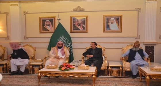 سفير خادم الحرمين لدى باكستان يقيم حفلا لتكريم إمام المسجد الحرام