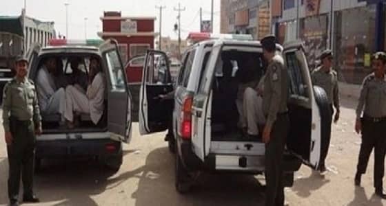 شرطة الجوف تضبط 21 مخالف لأنظمة العمل والإقامة وأمن الحدود