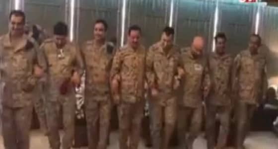 بالفيديو.. قائد القوات الجوية يؤدي الخطوة الجنوبية مع عدد من أركانه