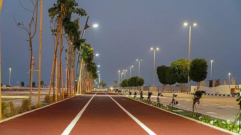 بالصور.. افتتاح ممشى حي الكورنيش بطول 1000 متر بالخبر