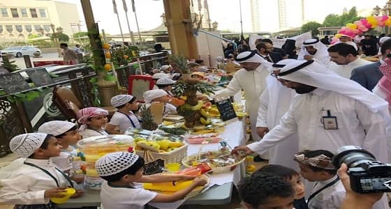 بمشاركة 100 طفل.. سياحة العاصمة المقدسة تفتتح مهرجان التاجر الصغير " صور "