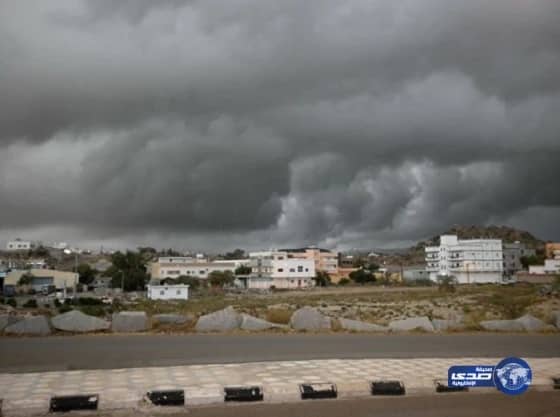 القبض على شخص بحوزته آلاف الحبوب المحظورة جنوب الرياض