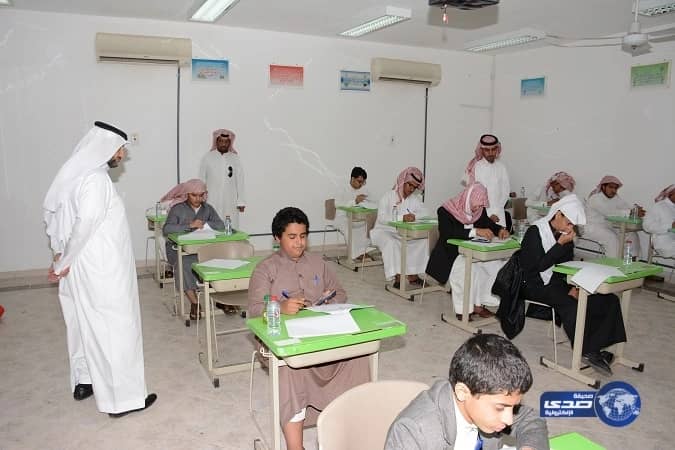 بالصور.. خادم الحرمين يعقد جلسة مباحثات مع رئيس وزراء روسيا