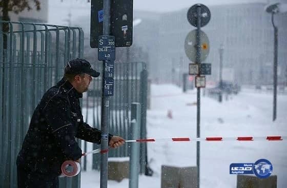 إيقاف امرأة آسيوية في دبي بسبب صورة