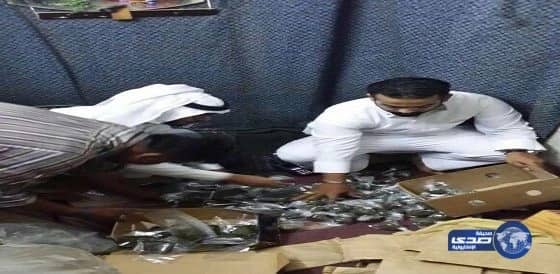 أمانة المدينة تضبط عامل استغل مسكنه لصناعة "الشمة" وترويجها