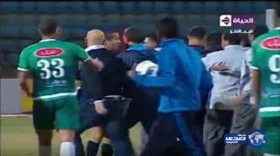 صاحب مطعم يفاجئ  " مارك "  بهذه الصورة