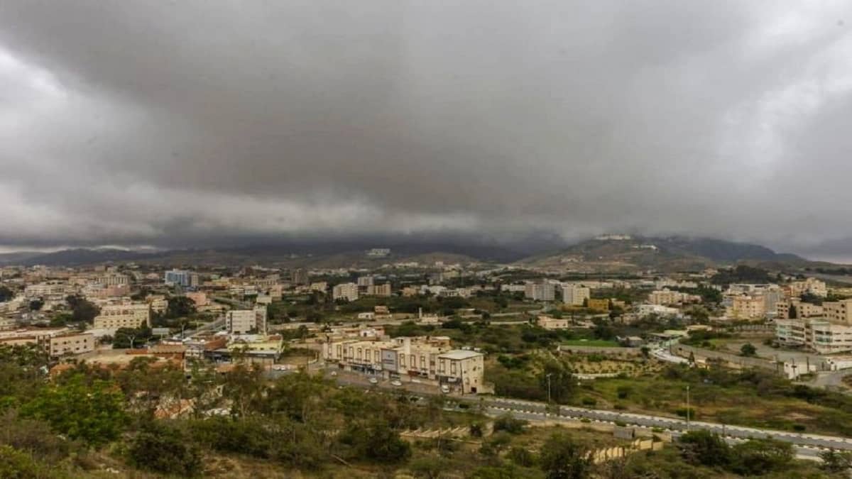 أحمد سعد يكذب سمية الخشاب : فرح طليقتي مجاملة لـ"محمد رمضان"