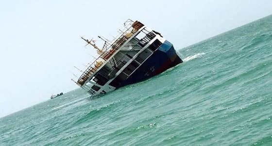 غرق عبارة على متنها 80 شخصا في المحيط الهادي