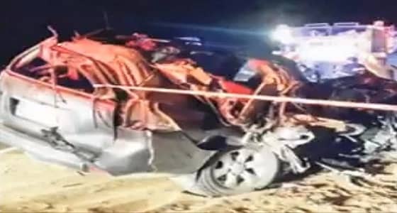 حادث مروري يؤدي لوفاة شقيقتين من أسرة واحدة بجازان