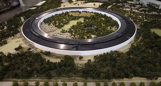 أزمة جديدة داخل مقر " آبل "