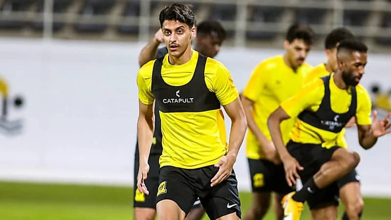 موعد مغادرة بعثة الاتحاد إلى إسبانيا