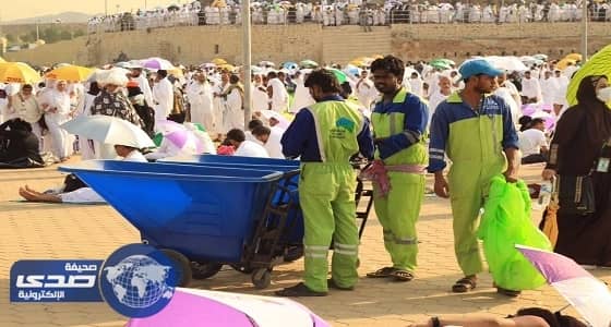 بالصور.. البلدية تواصل أعمال النظافة في عرفة