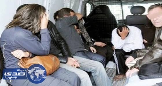 تفاصيل ضبط شبكة دعارة مخصصة للمسنين بأسعار مخفضة