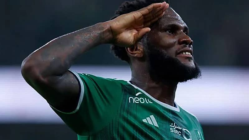 كيسييه يقترب من الرحيل عن الأهلي