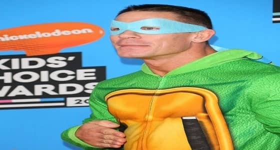 بالصور..جون سينا بملابس النينجا