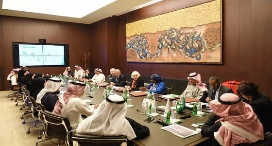 بالصور.. فهد السلطان يستقبل وفد " الدولية للفرنكفونية " لبحث خطوات تعزيز الحوار