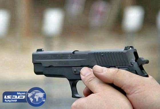 البحث عن شاب أطلق النار على آخر بالقديح