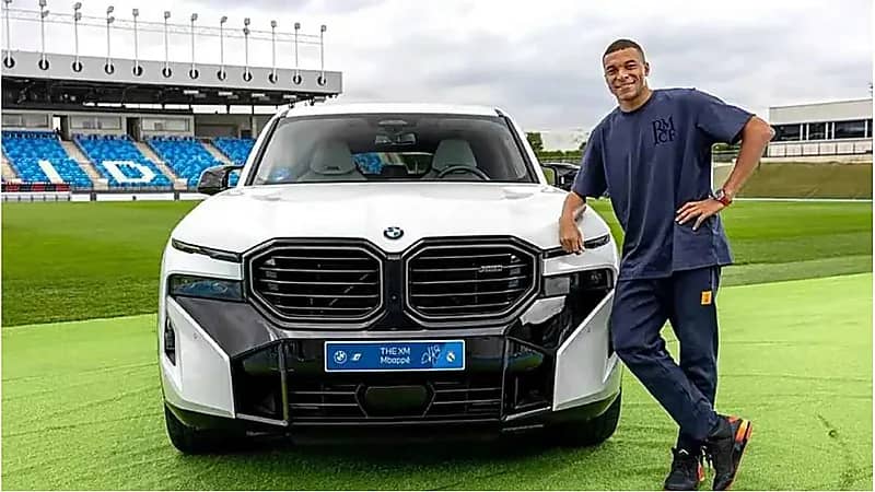 مبنى فخم وشاسع.. أول ظهور لقصر مبابي الجديد.. صور