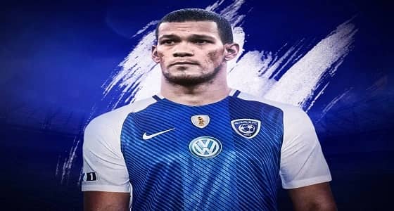 الهلال يعطي فرصة أخرى لـ " ريفاس " ويتراجع عن استبعاده