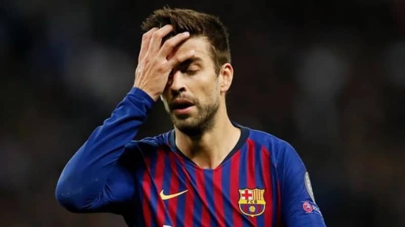 برشلونة تتفاوض مع بكيه لتخفيض راتبه