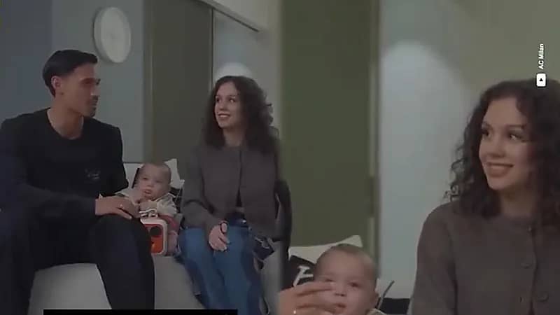 نجل نجم السيتي القادم رايندرز يحمل اسمًا عربيًا وزوجته عراقية.. فيديو