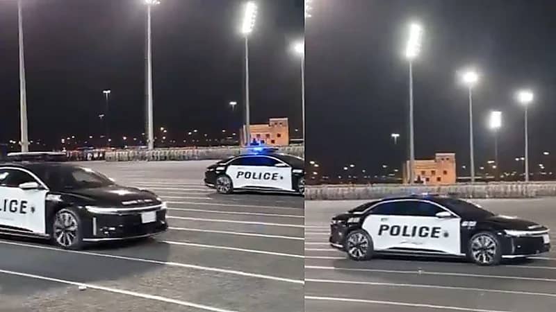 سيارات ⁧‫لوسيد‬⁩ في حفل استعراض قوات أمن الحج‬⁩ لخدمة الحجاج .. فيديو