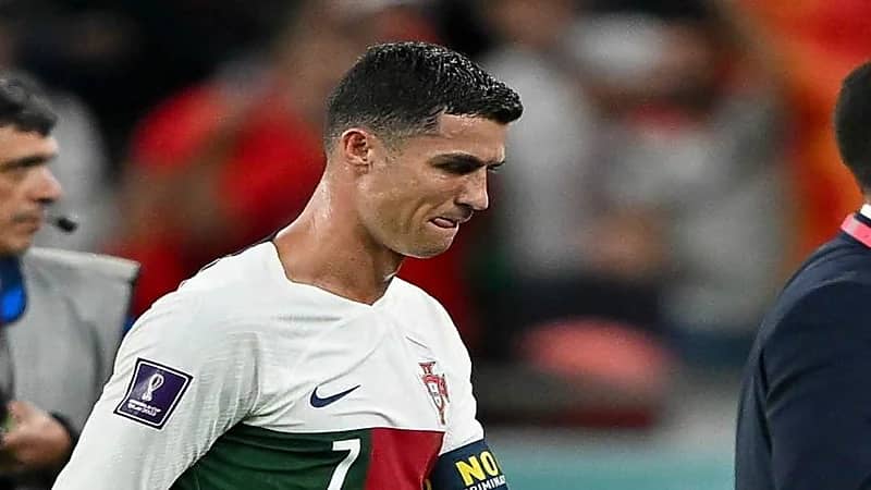 بالفيديو.. معالج نفسي: أنصح رونالدو بزيارة عيادة نفسية