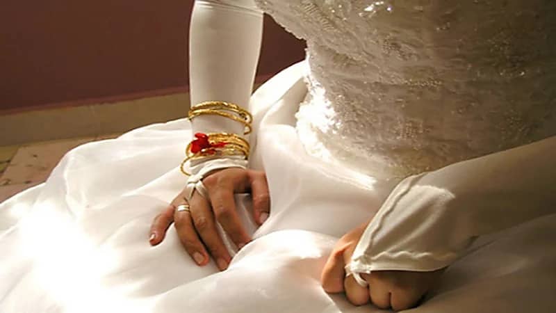 وفاة عروس عقب عودتها من شراء فستان الفرح في حادث مروع