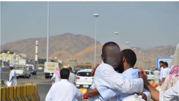 فاعل خير يساهم في إطلاق سراح 79 نزيلًا من سجناء الحقوق بإصلاحية مكة