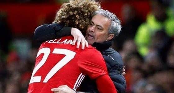 مانشستر يمدد عقد فيلايني حتي 2018