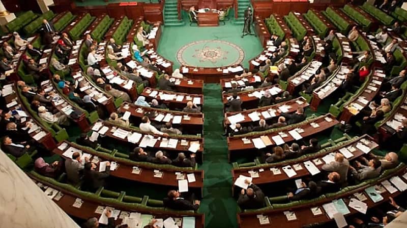 بالفيديو.. شجار في البرلمان الليبي بسبب وفد تركي