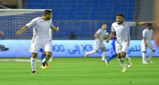 التعادل يحسم مباراة الشباب والفتح