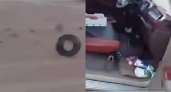 بالفيديو.. العناية الآلهية تنقذ قائد سيارة مستهتر من حادث كارثي