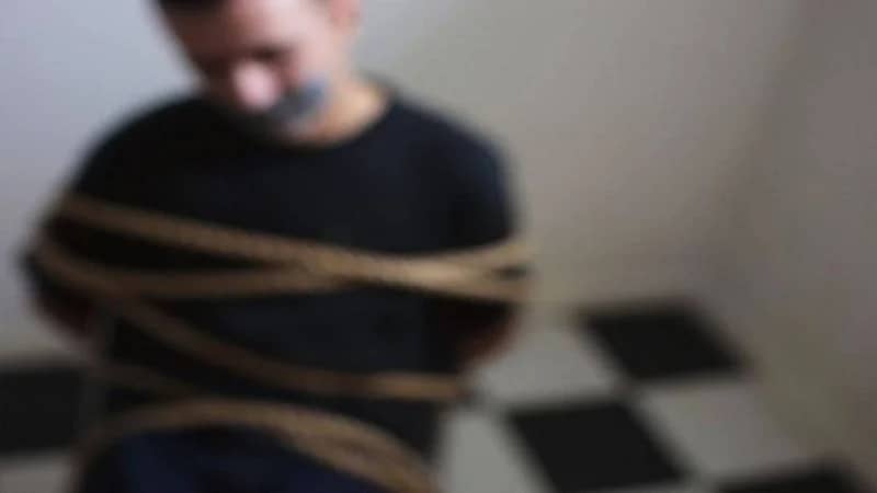 تورط وكيل وزارة كويتي سابق في قضية خطف شاب