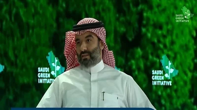 بالفيديو.. وزير الاتصالات: نفخر بقيادتنا التي نجحت في تجاوز جائحة كورونا