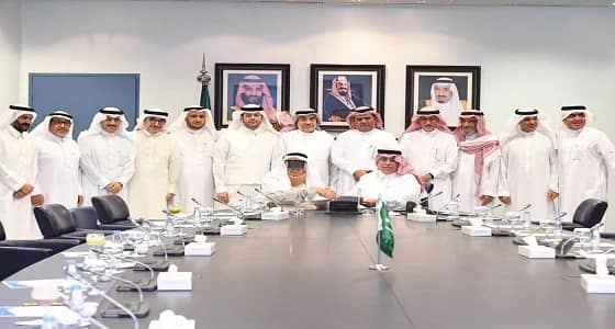 وزير التجارة والاستثمار يدشن المركز الوطني للمنشآت العائلية