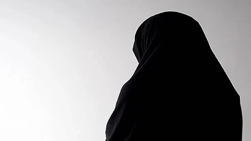 فسخ نكاح زوجة هجرها زوجها منذ 23 عامًا بجدة