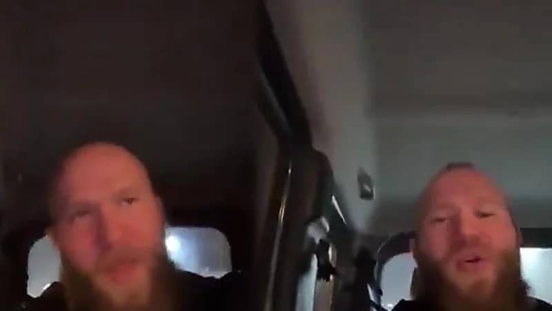 مقيم أجنبي يوجه رسالة للمواطنين: من لا يعرف اللغة العربية يجب أن يعتذروا لكم.. فيديو