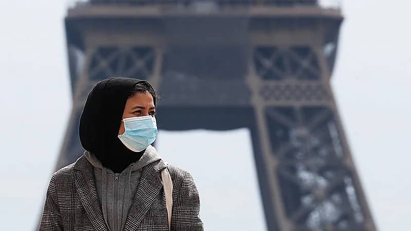 قرار أممي ينتقد فرنسا على منع امرأة من ارتداء الحجاب