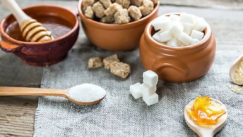 طبيب: بدائل السكر لا تساعد على تخفيض الوزن