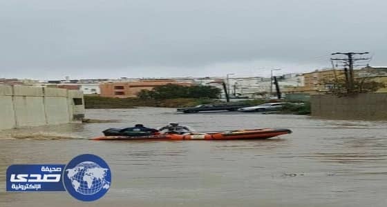 الدفاع المدني بعسير تتلقي بلاغات احتجاز على اثر الامطار