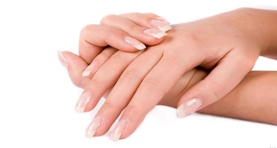 طرق بسيطة لعلاج مشاكل الأظافر