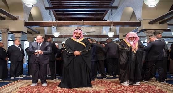 أحمد منصور يتعرض للسخرية بعد تعليقه على صورة ولي العهد