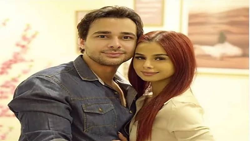 كورونا يصيب منة عرفة وزوجها 