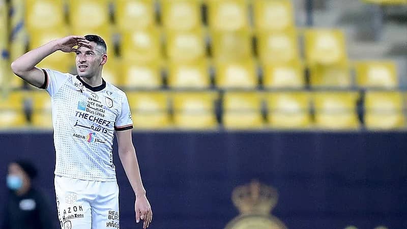 إيقاف لاعب الشباب 4 مباريات بسبب ألفاظ بذيئة