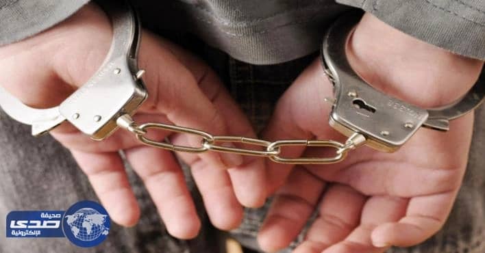 مصري يشعل النار في زوجته لاعتراضها على إدمانه