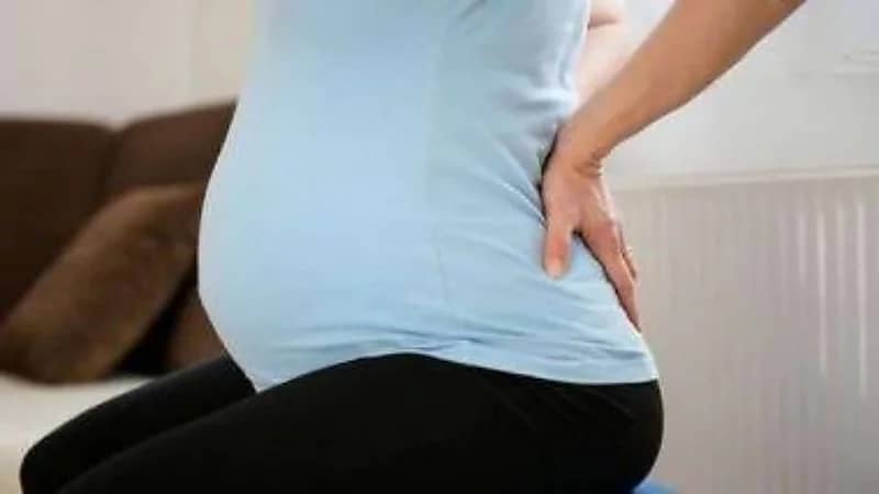 طرق تساعد على تخفيف آلام البطن أثناء الحمل