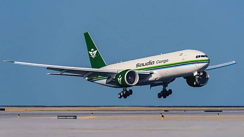 صندوق الاستثمارات العامة يخطط للاستحواذ على الخطوط السعودية