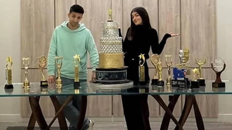 هشام جمال يهدي ليلى أحمد زاهر أغنية رومانسية في يوم ميلادها